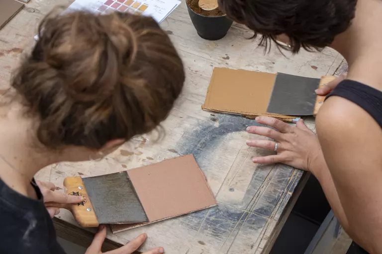 Léém Clay Finish applied on a sample